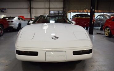 Chevrolet-Corvette-1993-10