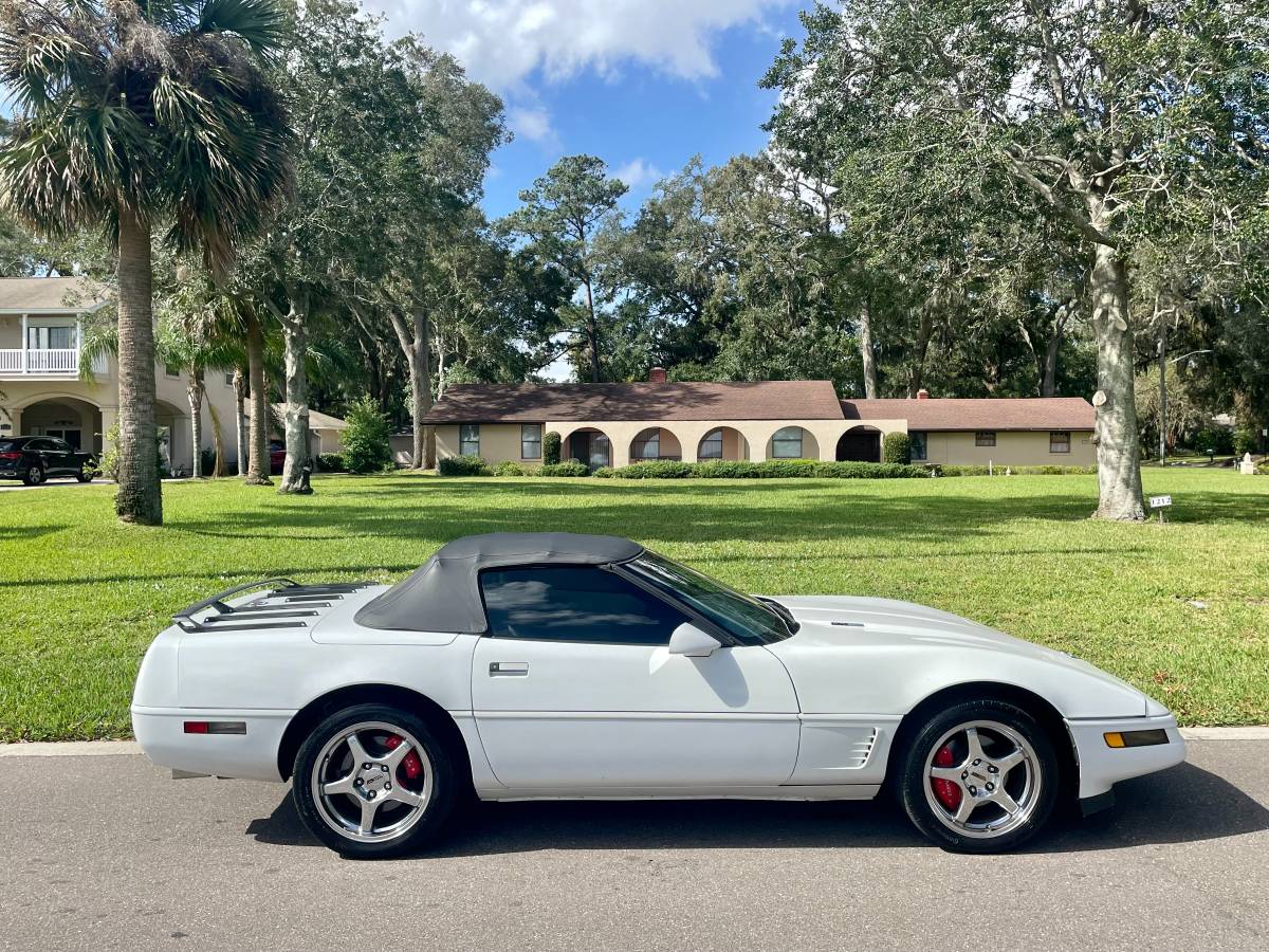 Chevrolet-Corvette-1993-2