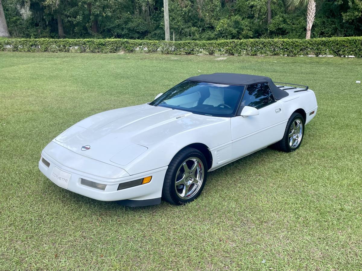 Chevrolet-Corvette-1993-3