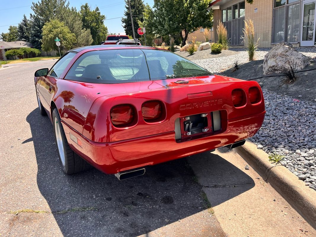 Chevrolet-Corvette-1994-19