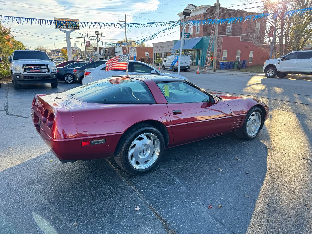 Chevrolet-Corvette-1994-3