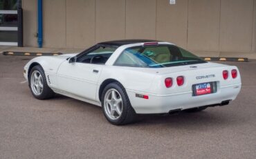 Chevrolet-Corvette-1995-1