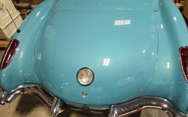 Chevrolet-Corvette-2dr-convertib-1960-4