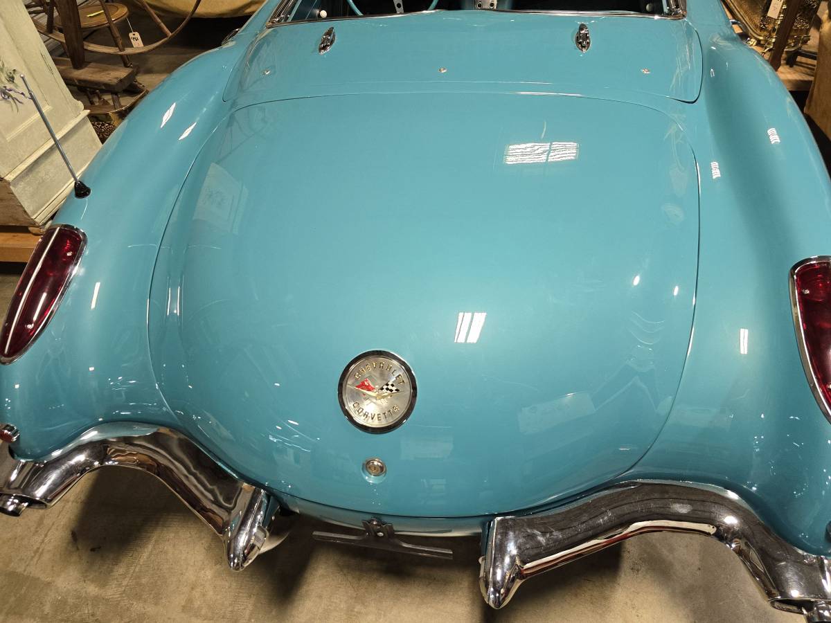 Chevrolet-Corvette-2dr-convertib-1960-4