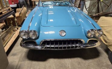 Chevrolet-Corvette-2dr-convertib-1960-5