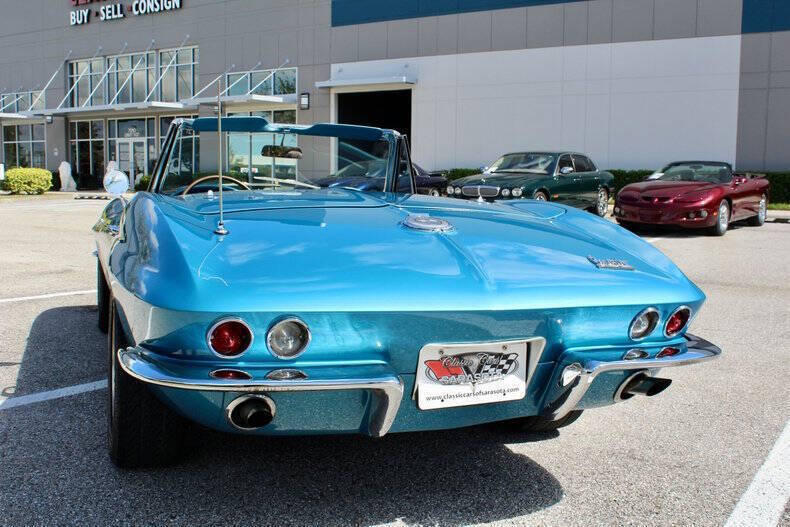 Chevrolet-Corvette-Berline-1966-11