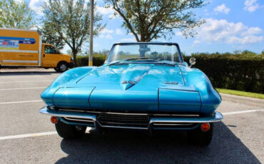 Chevrolet-Corvette-Berline-1966-5