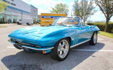 Chevrolet-Corvette-Berline-1966-6