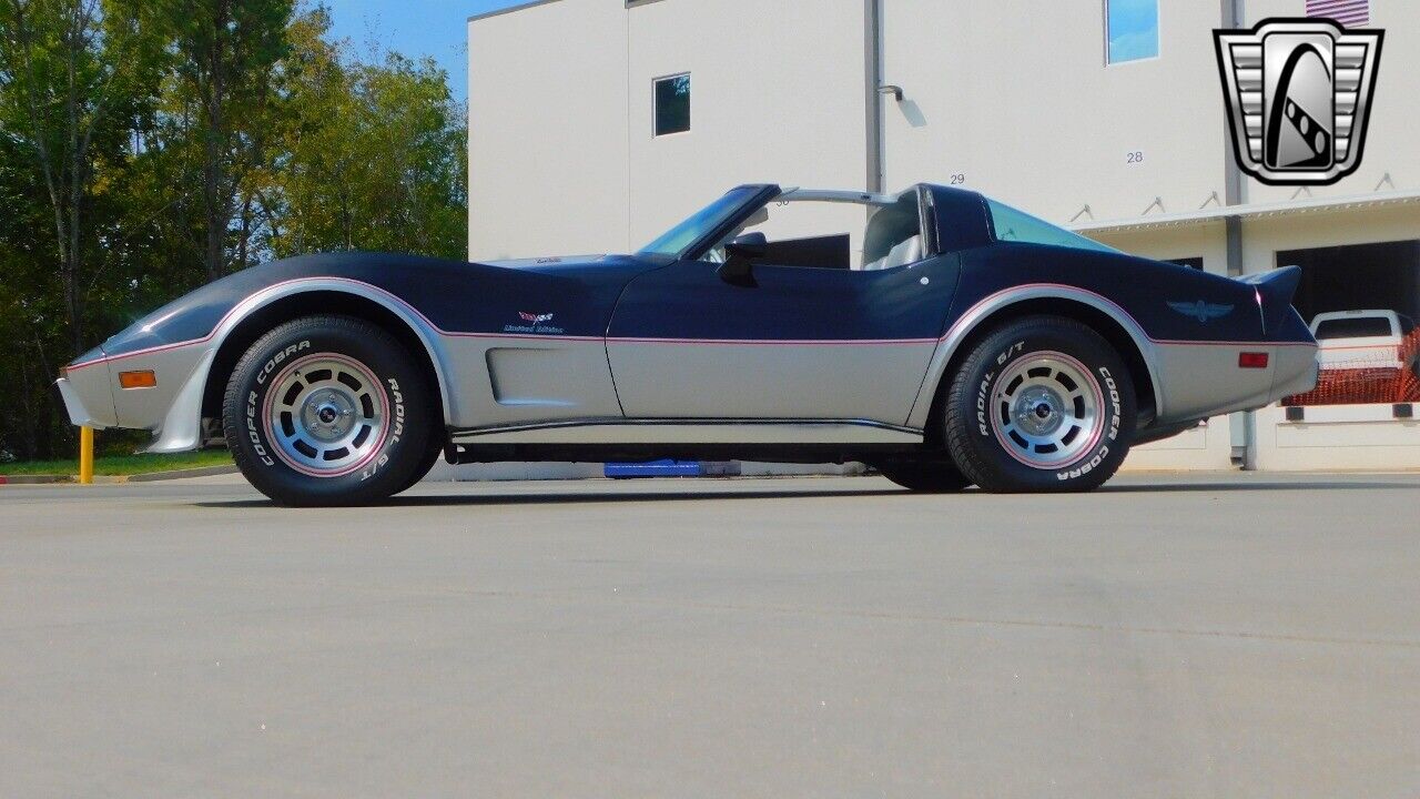 Chevrolet-Corvette-Berline-1978-3