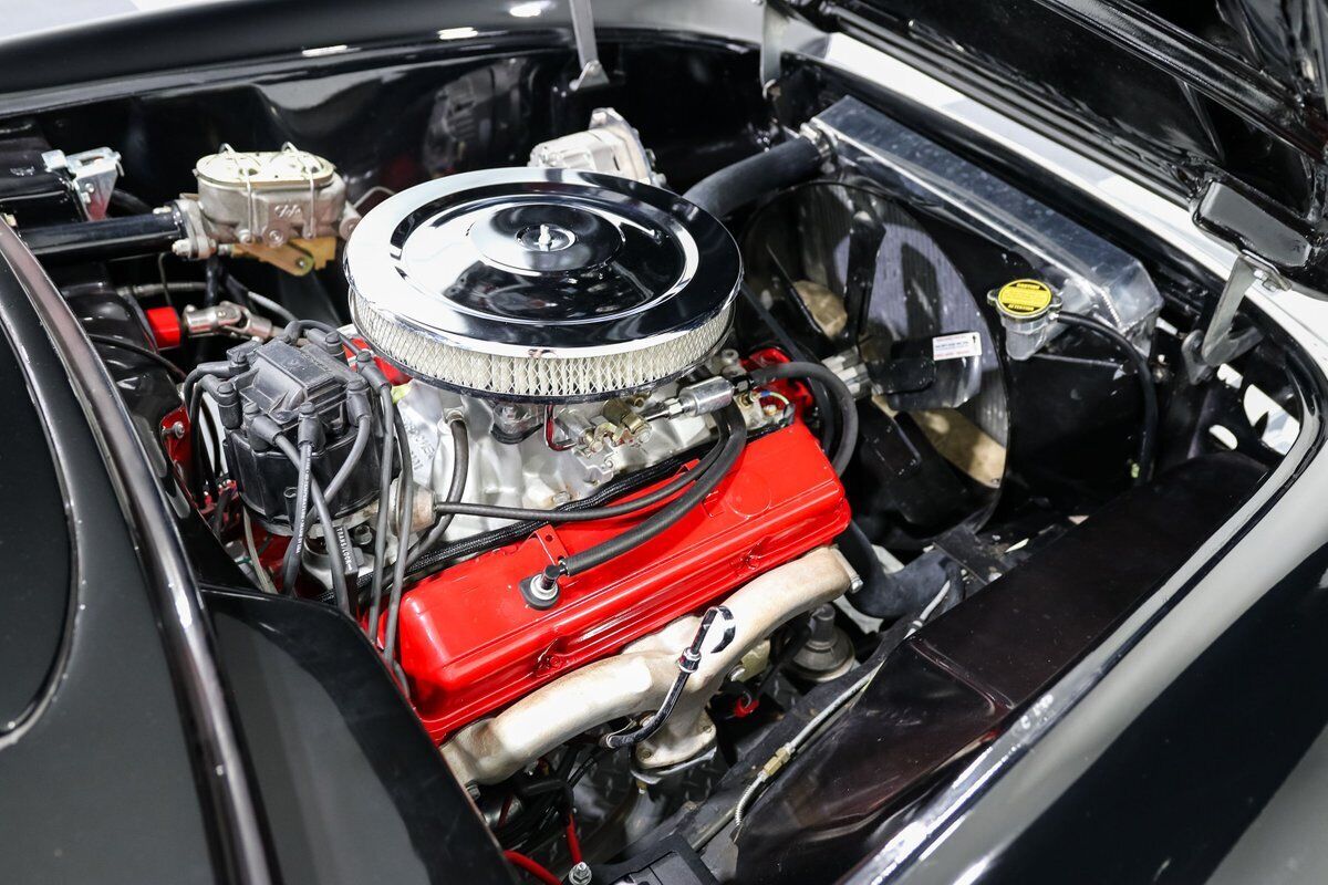 Chevrolet-Corvette-Cabriolet-1956-13