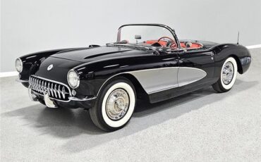 Chevrolet-Corvette-Cabriolet-1956-2