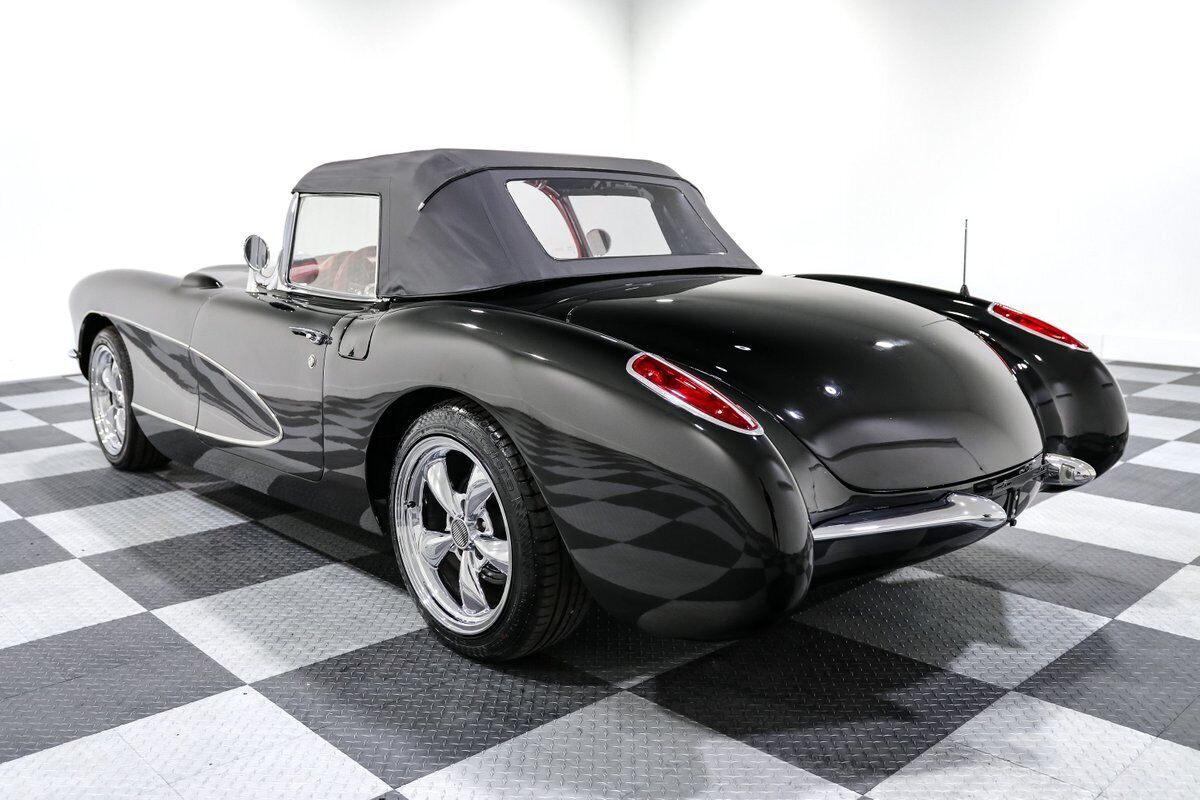 Chevrolet-Corvette-Cabriolet-1956-7