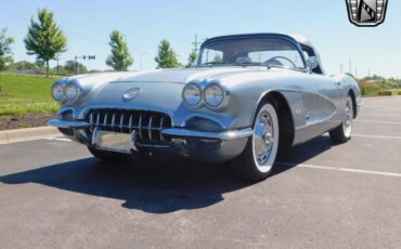 Chevrolet-Corvette-Cabriolet-1958-3