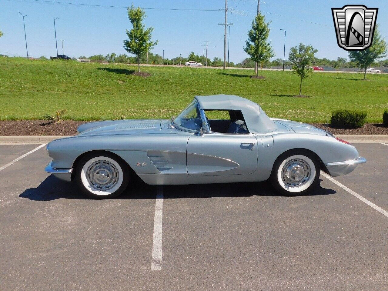 Chevrolet-Corvette-Cabriolet-1958-4