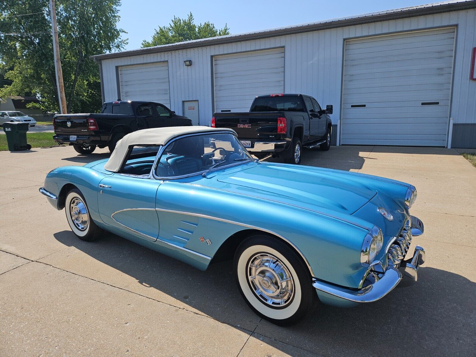 Chevrolet-Corvette-Cabriolet-1959-10