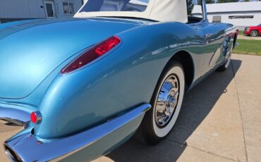 Chevrolet-Corvette-Cabriolet-1959-13