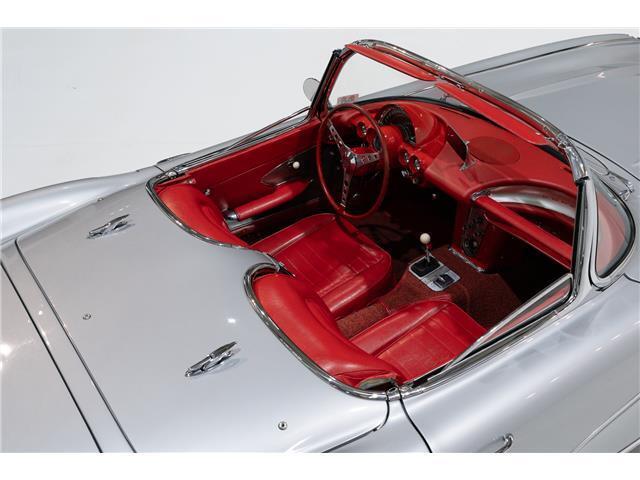 Chevrolet-Corvette-Cabriolet-1959-13