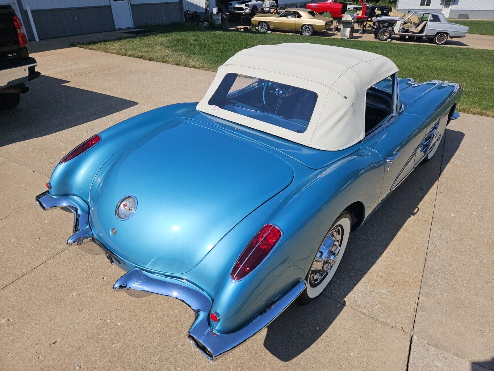 Chevrolet-Corvette-Cabriolet-1959-14