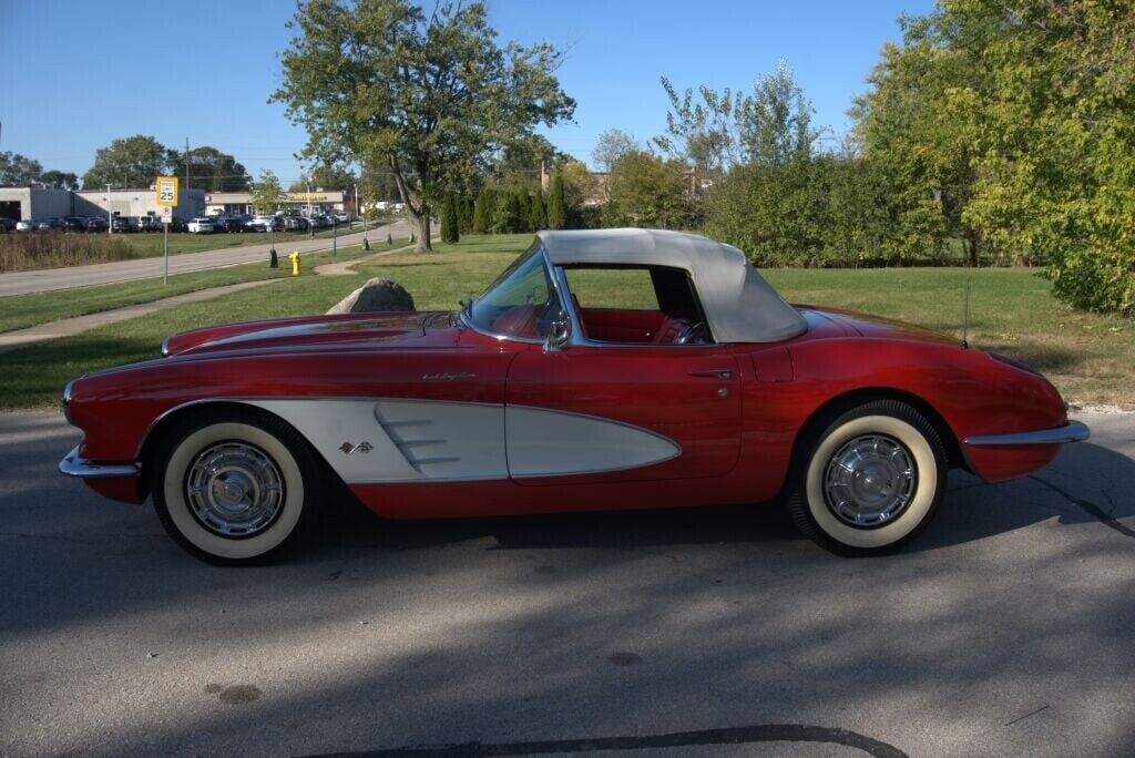 Chevrolet-Corvette-Cabriolet-1959-2