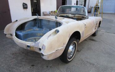 Chevrolet-Corvette-Cabriolet-1959-2