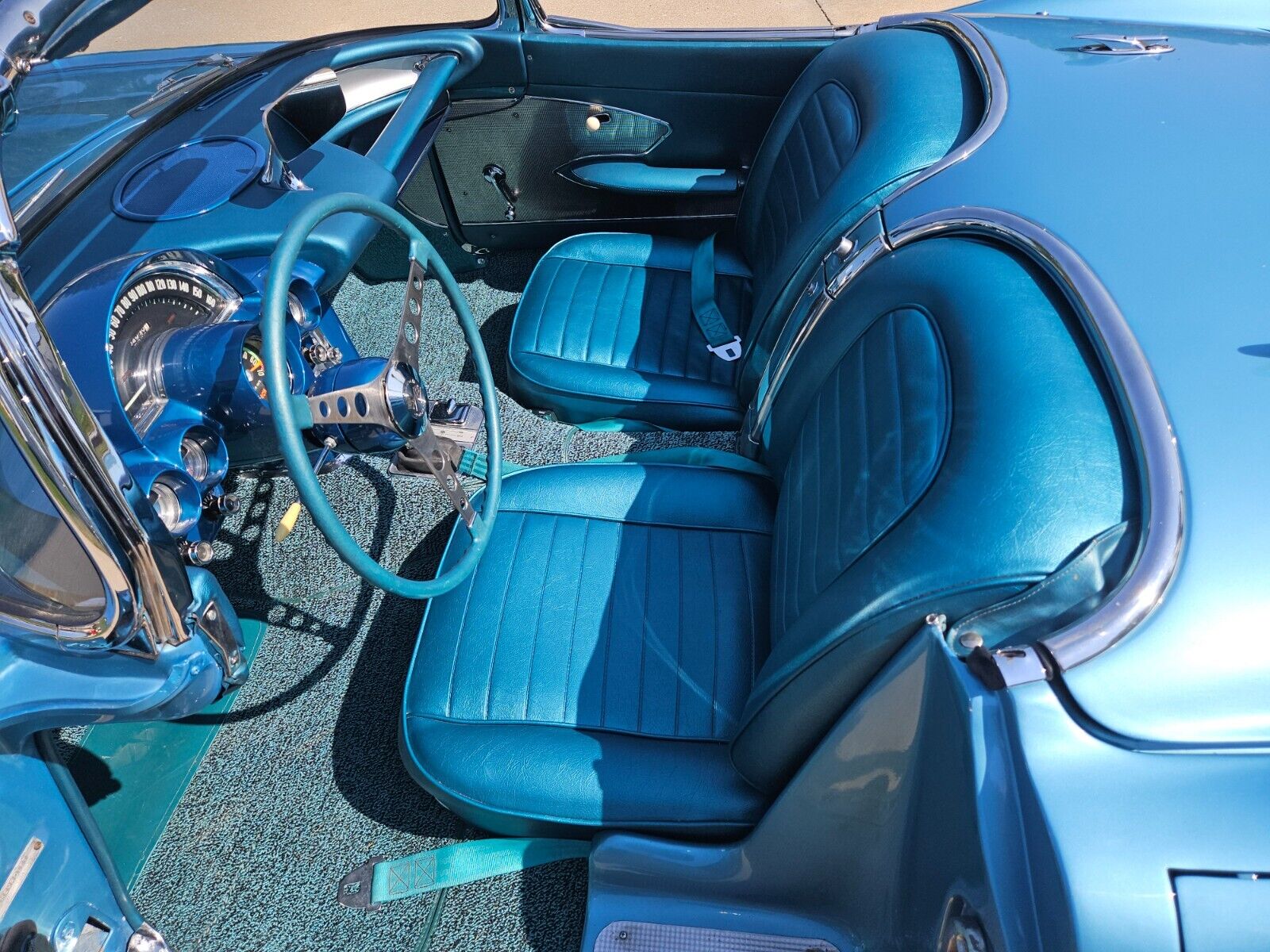 Chevrolet-Corvette-Cabriolet-1959-35