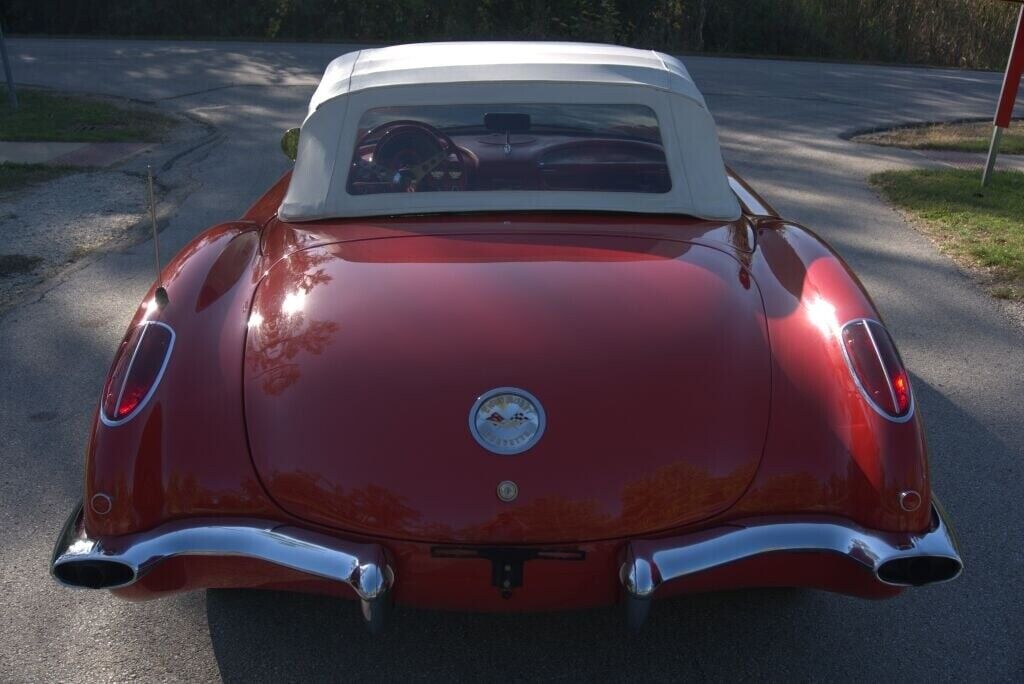 Chevrolet-Corvette-Cabriolet-1959-4