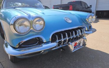 Chevrolet-Corvette-Cabriolet-1959-9