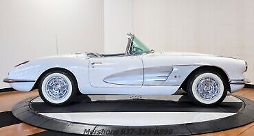 Chevrolet-Corvette-Cabriolet-1960-7