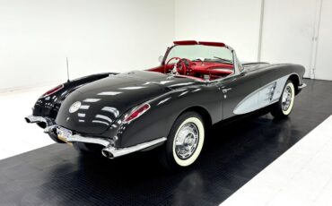 Chevrolet-Corvette-Cabriolet-1960-7