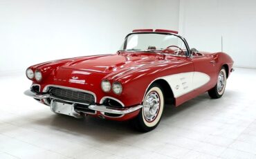 Chevrolet-Corvette-Cabriolet-1961-1