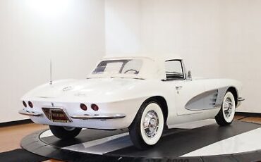 Chevrolet-Corvette-Cabriolet-1961-10