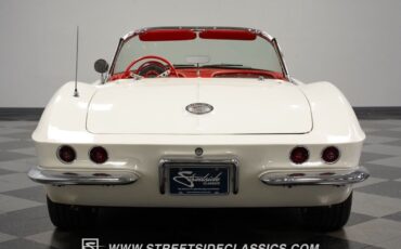 Chevrolet-Corvette-Cabriolet-1961-10