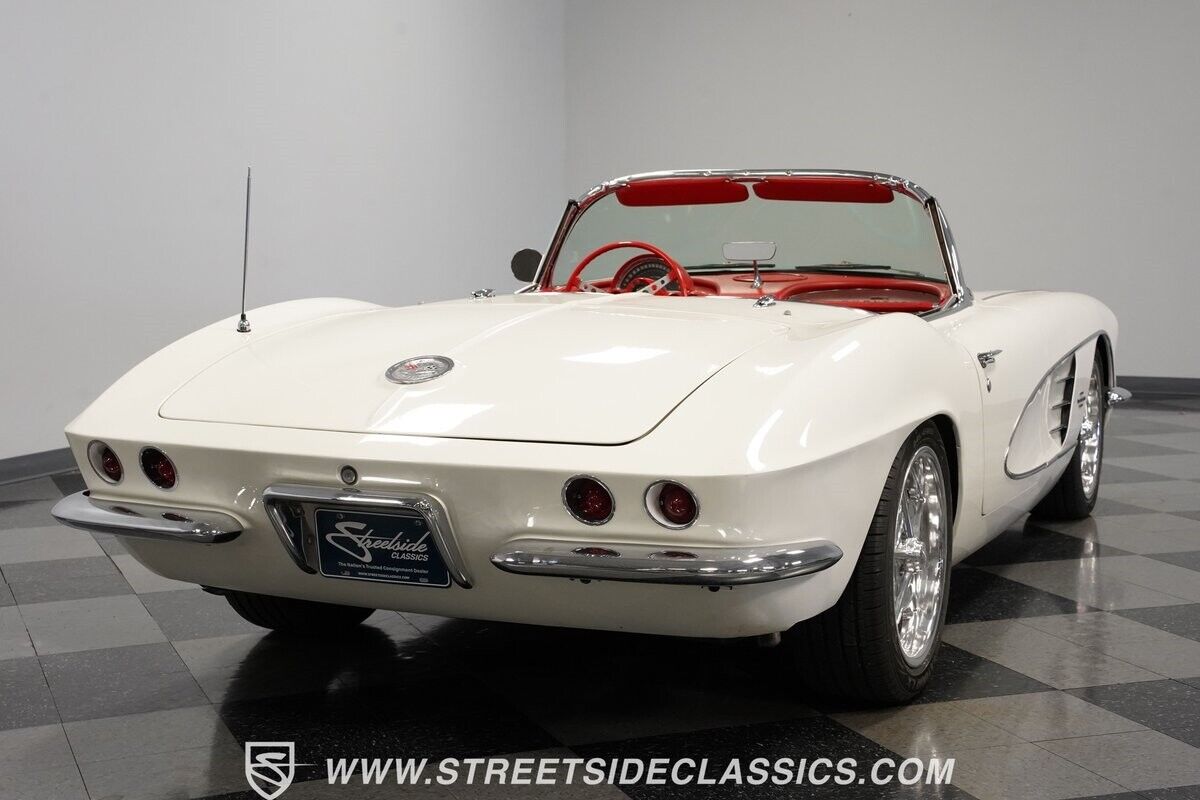 Chevrolet-Corvette-Cabriolet-1961-11