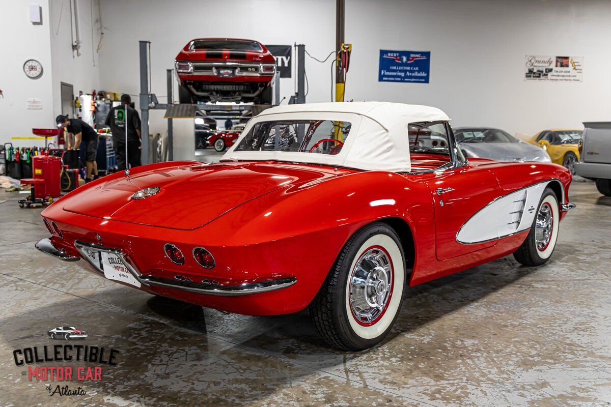 Chevrolet-Corvette-Cabriolet-1961-16