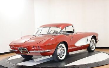 Chevrolet-Corvette-Cabriolet-1961-4