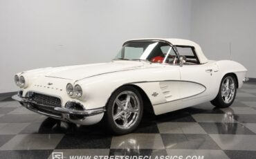 Chevrolet-Corvette-Cabriolet-1961-5