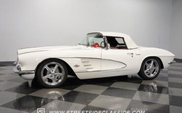 Chevrolet-Corvette-Cabriolet-1961-6