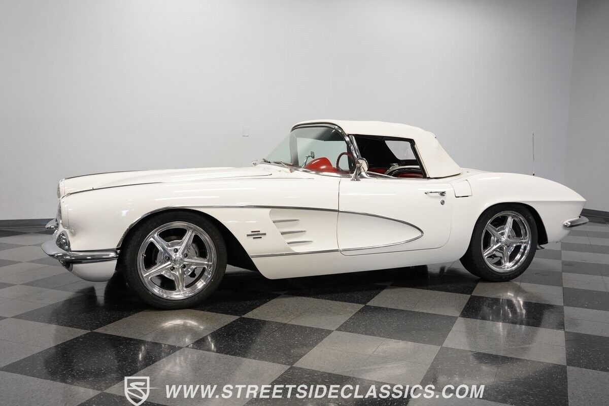 Chevrolet-Corvette-Cabriolet-1961-6