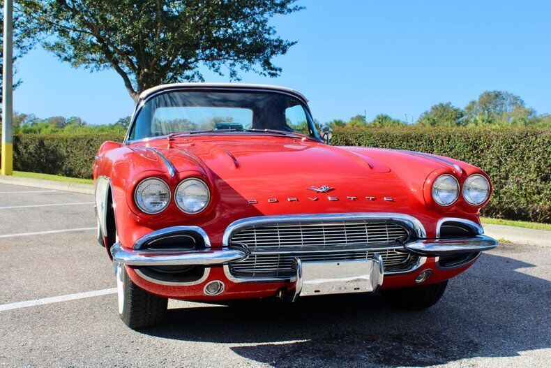 Chevrolet-Corvette-Cabriolet-1961-6