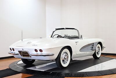 Chevrolet-Corvette-Cabriolet-1961-7