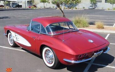 Chevrolet-Corvette-Cabriolet-1961-8