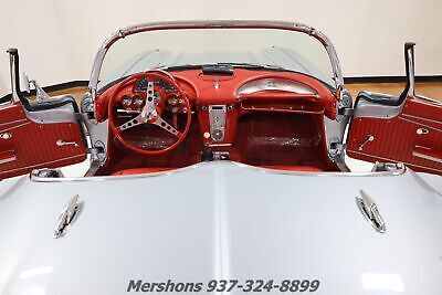 Chevrolet-Corvette-Cabriolet-1962-1