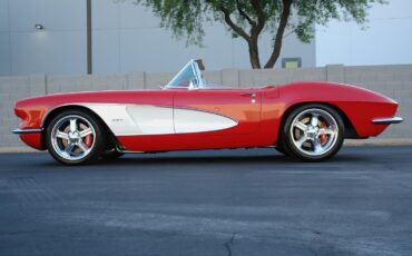 Chevrolet-Corvette-Cabriolet-1962-22