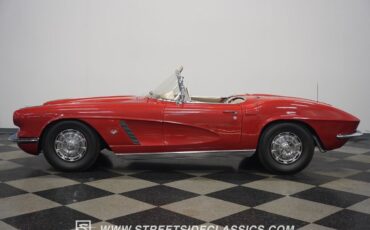 Chevrolet-Corvette-Cabriolet-1962-3