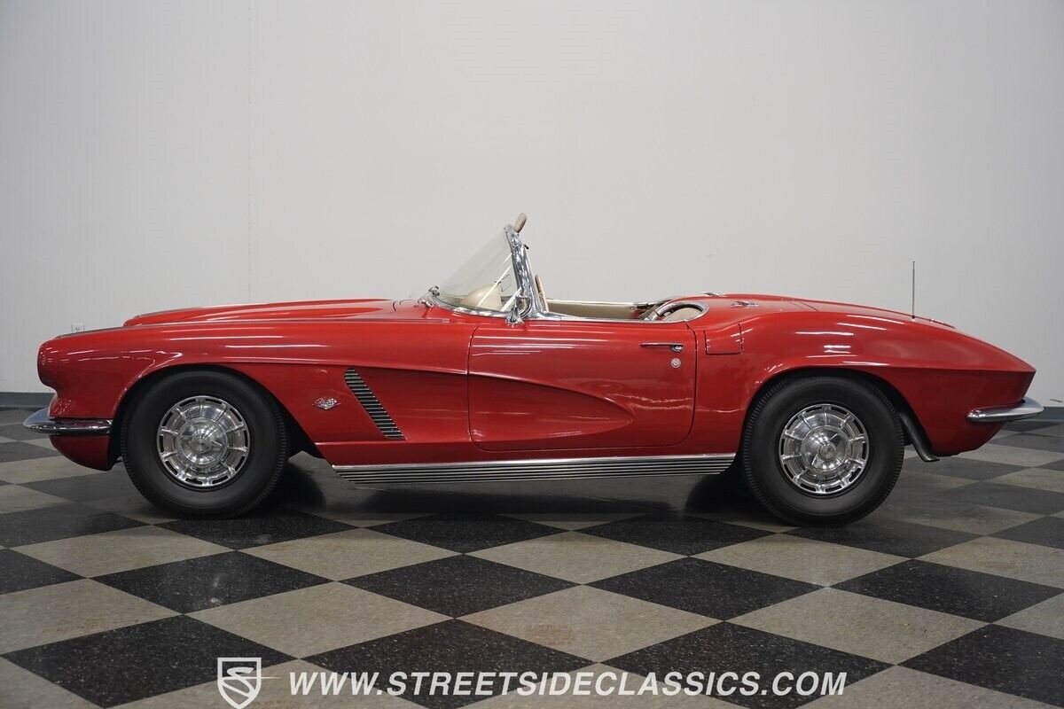 Chevrolet-Corvette-Cabriolet-1962-3