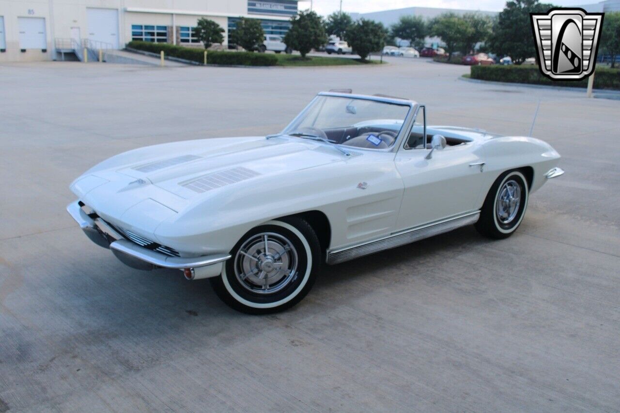 Chevrolet-Corvette-Cabriolet-1963-2