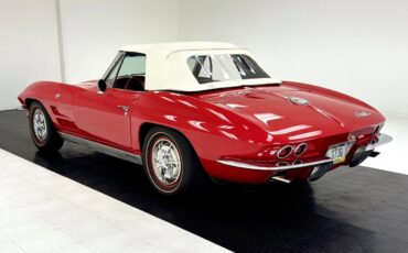 Chevrolet-Corvette-Cabriolet-1963-4