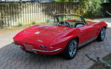 Chevrolet-Corvette-Cabriolet-1963-4