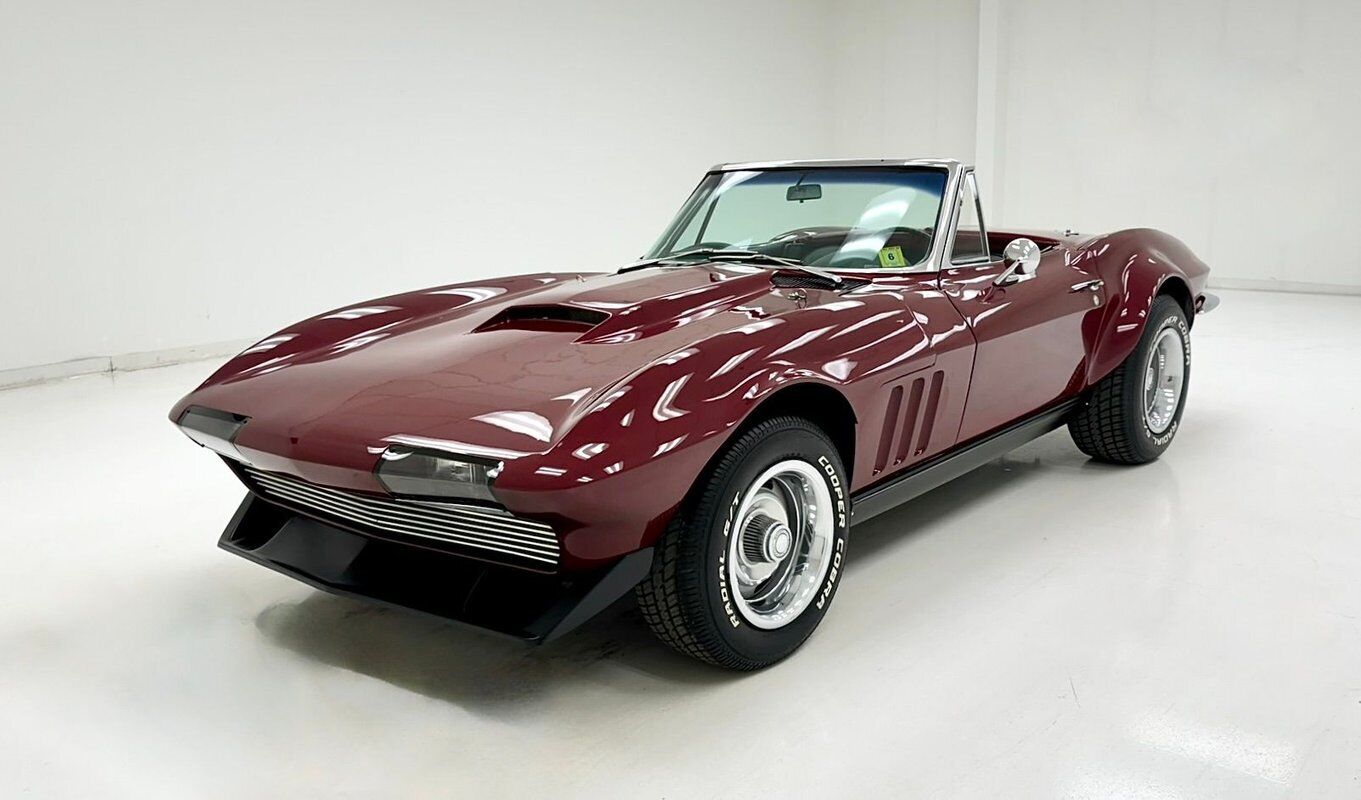 Chevrolet-Corvette-Cabriolet-1965-1