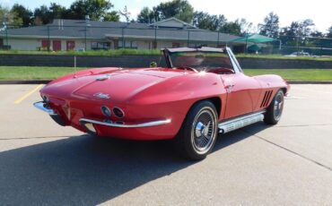 Chevrolet-Corvette-Cabriolet-1965-12